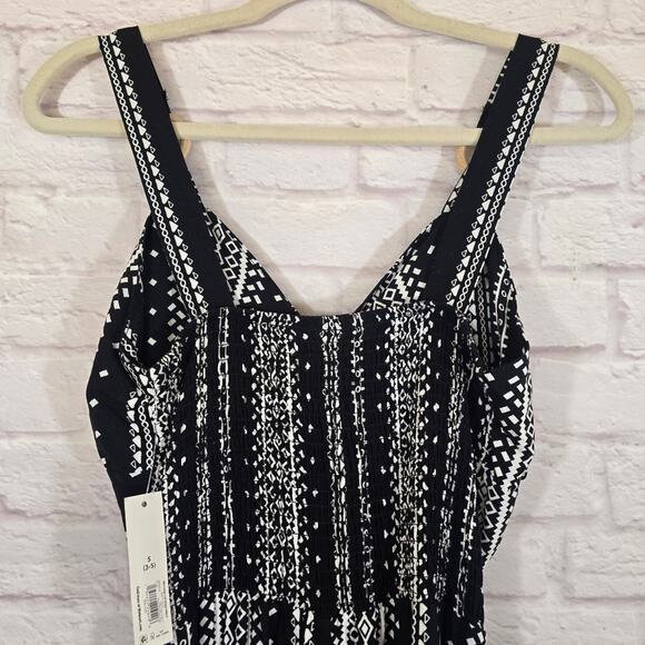 M No Boundaries Black White Aztec Print Maxi Dress NWT Size S Padded Slit Sides - Picture 7 of 11